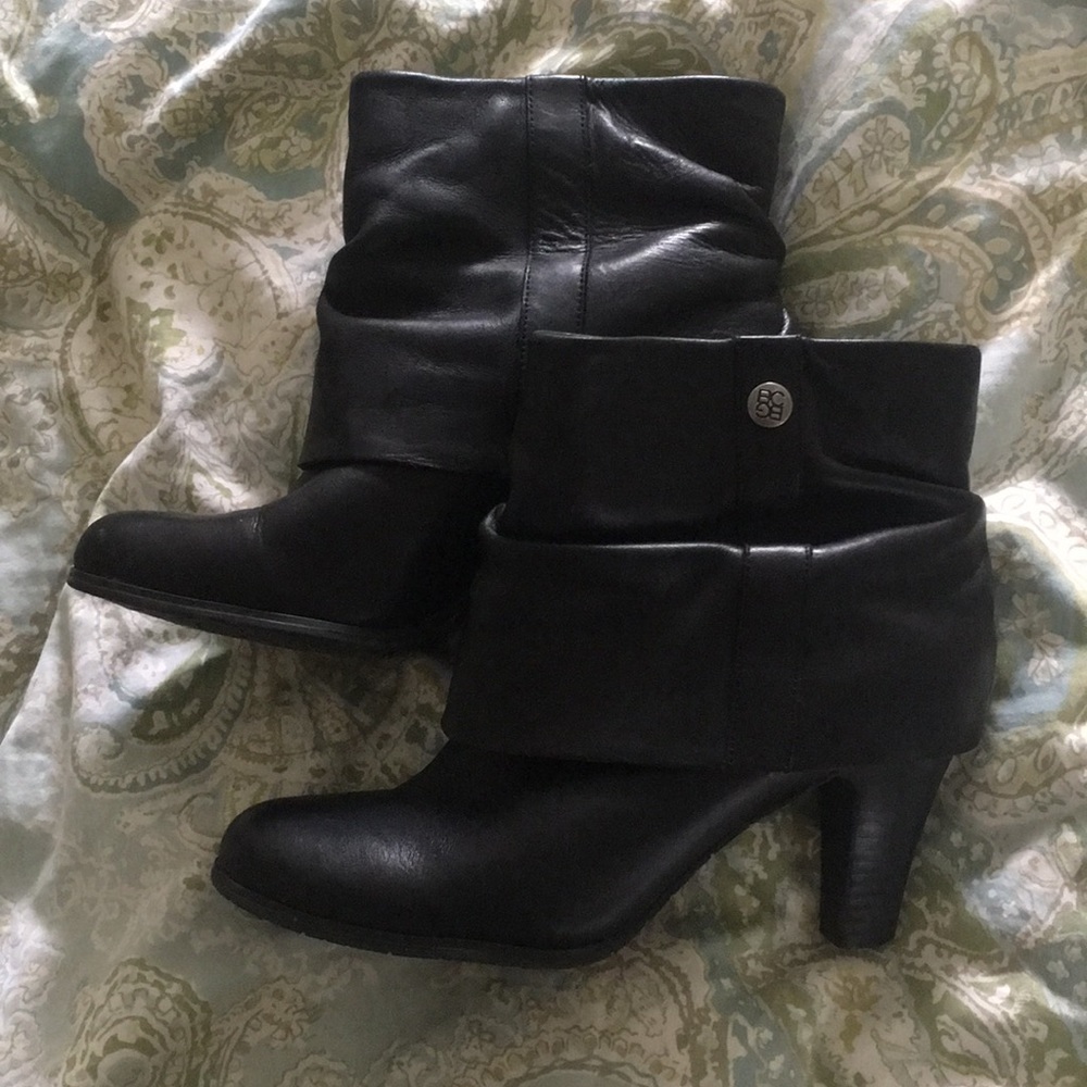 BCBG ankle boots